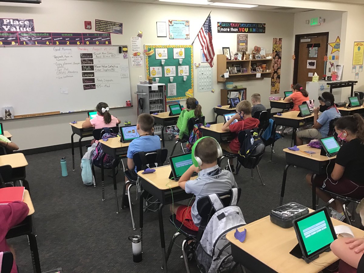 debbie_eckstein's tweet photo. Bogart and Eckstein Ss are working hard on their iReady diagnostic tests! ⁦@PGE_Stars⁩ #PGEStarStudents https://t.co/lClJHxsNW2