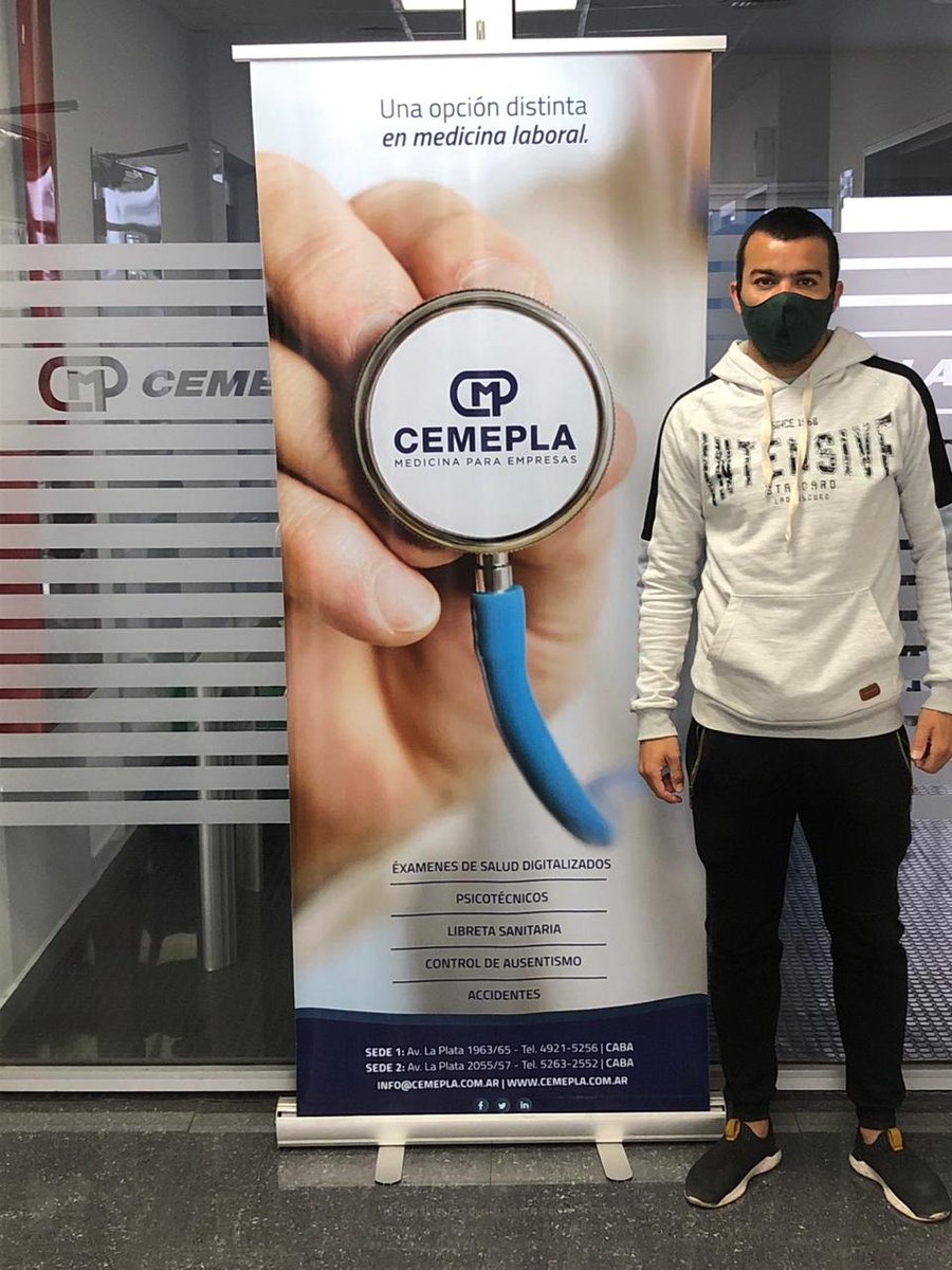 caplatense's tweet photo. [Fútbol] 🚙 ¡Desde el interior a @Cemepla!

📌 Los jugadores del "Calamar" que se encontraban fuera del AMBA se realizaron los estudios previos al regreso a los entrenamientos, que serán el 3 de septiembre en Saavedra 💉😷

¡#VamosCalamares🦑! https://t.co/cK7atTZMz4