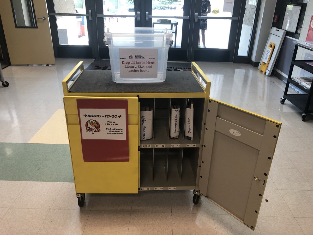 Need a library book?? Go to the ⁦@reedycreekms⁩ website and reserve your books online today! Then come pick it up from our book “mobile”. Kudos to ⁦<a href="/EliseThrash/">Elise Thrash</a>⁩ for this creative idea to ensure our kids have access to library books!