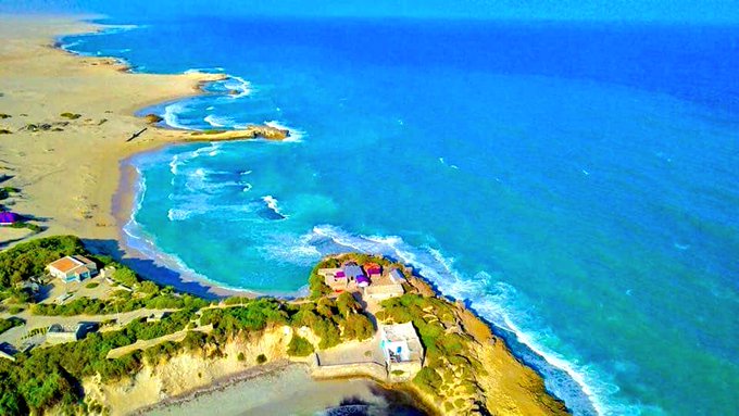 PicturesSomali's tweet photo. Warsheekh district beach. 
So beautiful town. 
Hiirshabeele state 
#somalia 
@M_Farmaajo 
@tourism https://t.co/HSoQkVGLre