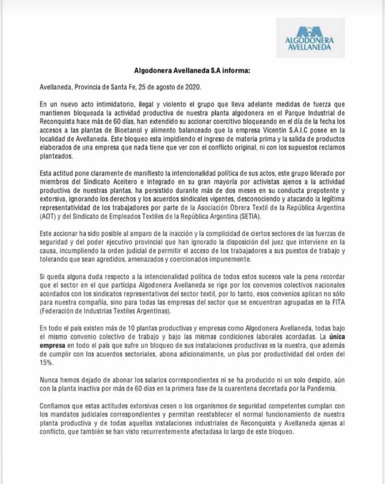 prtargentina's tweet photo. LAS MENTIRAS DE #ALGODONERA #AVELLANEDA...
La denuncia de los trabajadores aca 
https://t.co/NaIxYg6EtX https://t.co/K6SsZldMKF