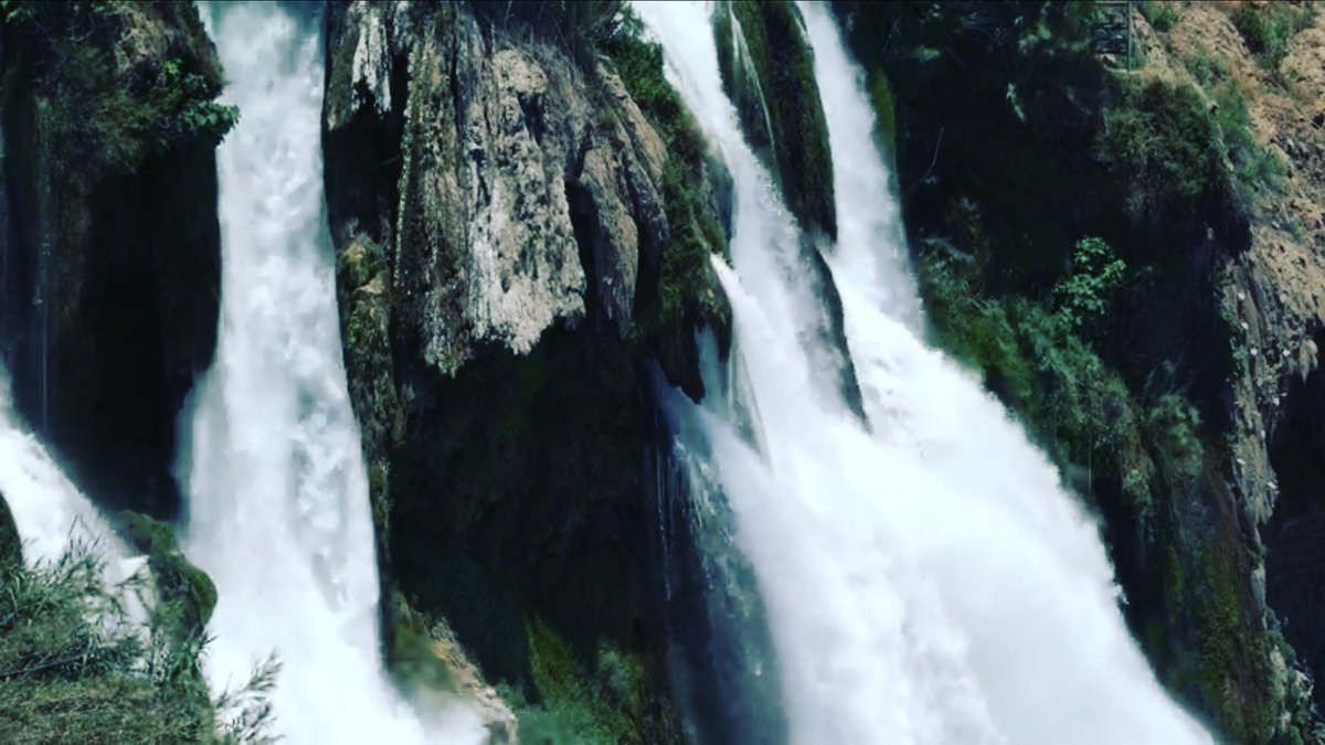 RSoundscapes's tweet image. Enjoy the waterfall view blended with healing music to calm, relax and to bring peace to mind.

youtu.be/sxiUlckmagM

#waterfall #waterfallsound #waterfallmusic #relaxingmusic #meditationmusic