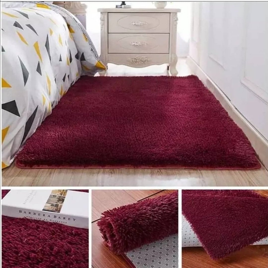 RugsQuality's tweet photo. #KaizerChiefs get yourself a beautiful exclusive Fluffy carpets available for purchase at affordable price of R550 including delivery via postnet countrywide, send us whatsapp text on 0766046650 for more information https://t.co/fVpM7S69Gd