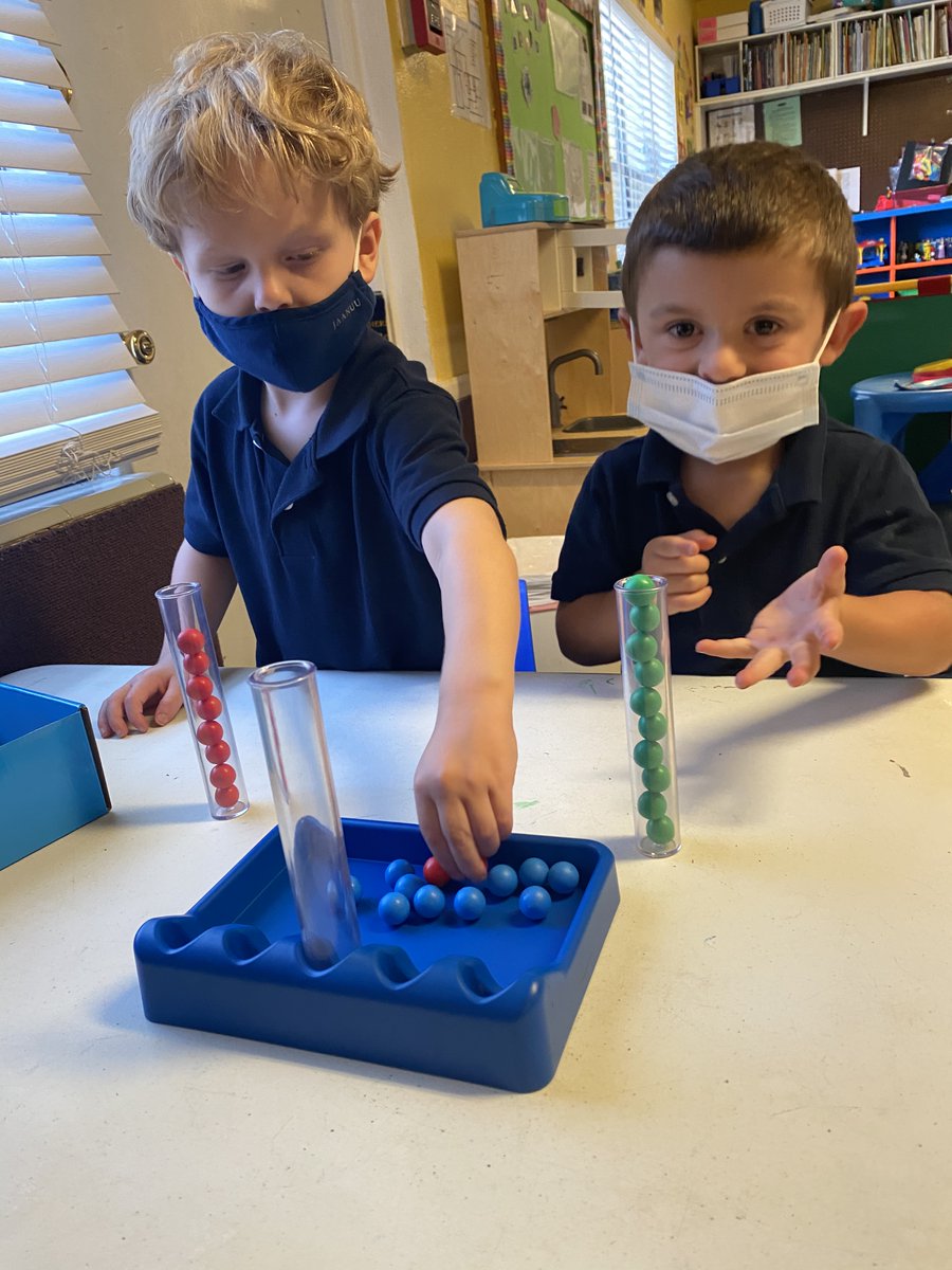 suncoastacademy's tweet photo. Creative ways we can learn our numbers and letters! 🔠🔢💖🌞#PreK3 #WeLoveLearning #WeLoveOurStudents https://t.co/mHQJkL9pgm