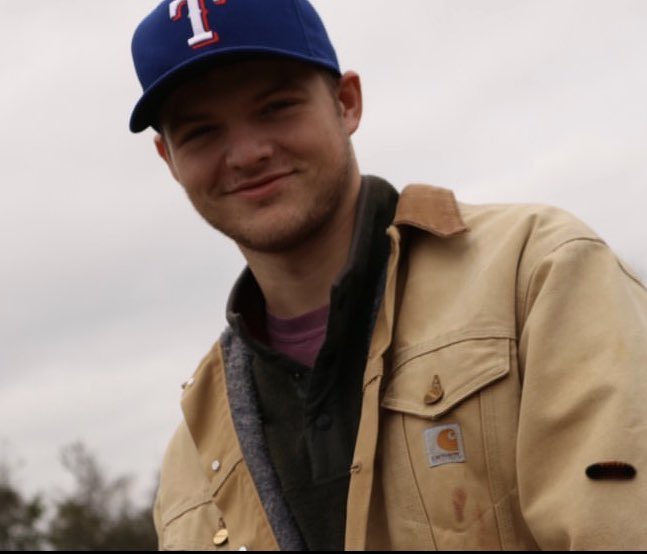 Introducing Zane Fuqua the president of ΣΠ. Zane is a junior and the reason he joined ΣΠ is because he wanted to be apart of something bigger than just going to classes and have a group of guys that have his back, to hang out with, and to become well rounded men with. #gogreek