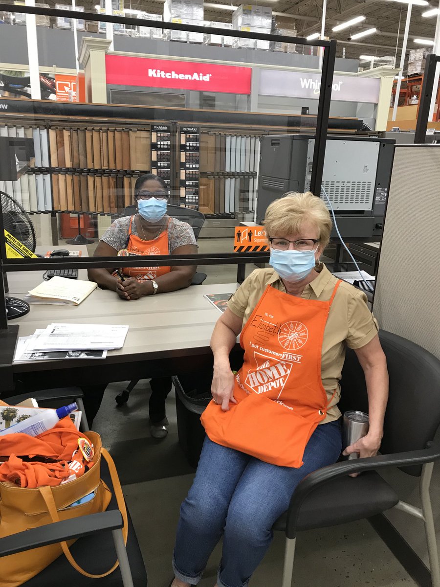 Valerie Heald (@valerie_hdms) on Twitter photo The great people of the Warrington Store #4143... Thank you Christine and Elizabeth! <a href="/mignonette97/">Christine Berry</a> The great people of the Warrington Store #4143... Thank you Christine and Elizabeth! <a href="/mignonette97/">Christine Berry</a>