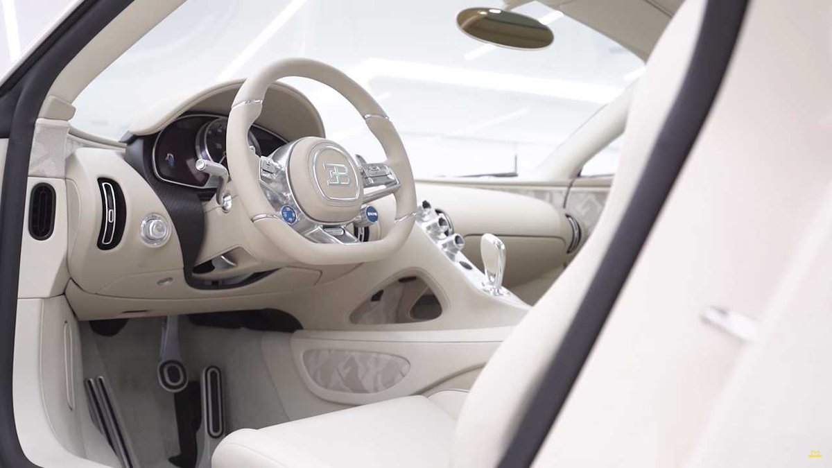 Auto1World's tweet image. Bugatti chiron X Hermes