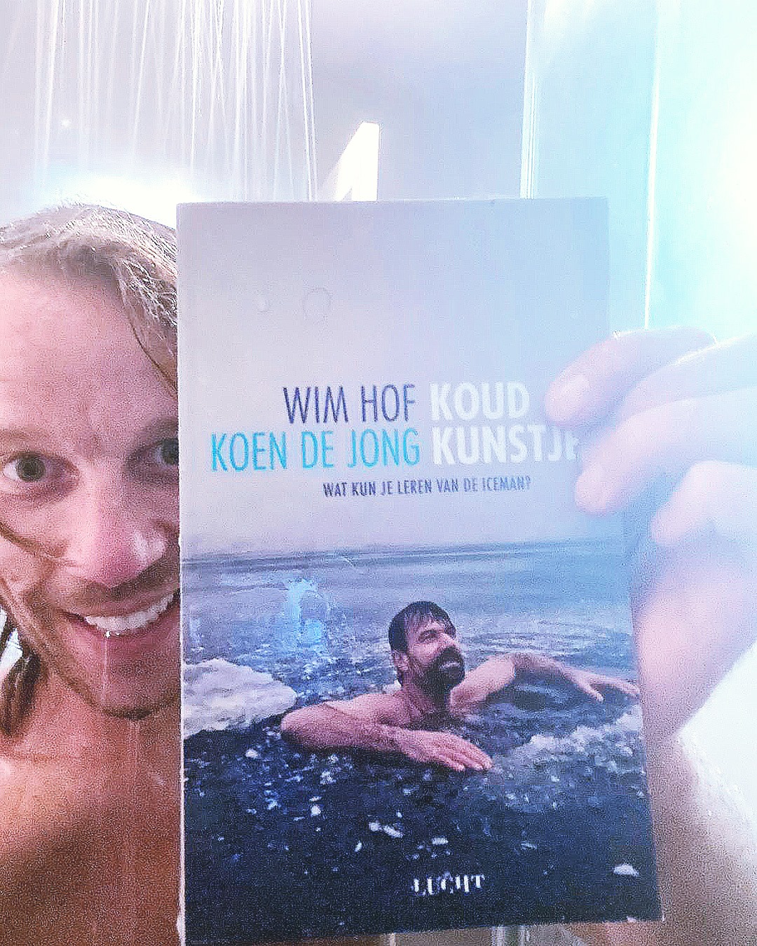 Giel Beelen On Twitter Brrr Voor Alle Haters Ja Ik Heb Toch Echt Een Douche En Douche Ijskoud Geleerd In Mijn Kukuru Gesprek Met Iceman Hof En Te Lezen In Dit Boek
