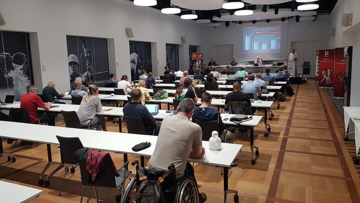 Die Berliner Vereine bestätigen die eingeschlagene Verbandsentwicklung und die handelnden Präsidiumsmitglieder überwiegend einstimmig.Herzlichen Glückwunsch und viel Erfolg für die anstehende Legislatur an Präsident Mario Freund und die Vizepräsidenten Dirk Röder und Julia Dilger