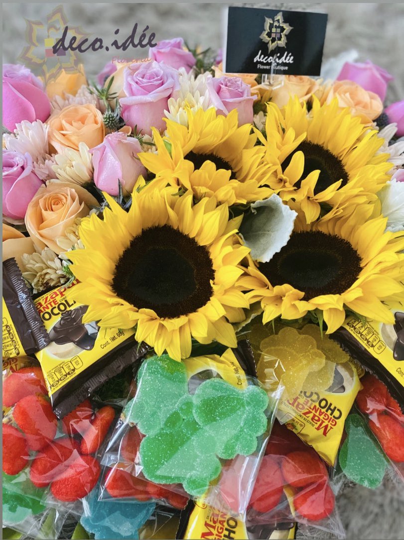 DecoFloreria's tweet photo. Un detalle muy especial con sus dulces favoritos 🌻🍭🍬
✅Contáctanos por vía whats app 🔽🔽
https://t.co/LkgeEWjZh4
✨Solicita nuestro catalogo.
🚛Envío a Domicilio
#somosdecoidee #floreriasenleon #leon #guanajuato #regalaflores #rosas #decoidee #undetalleconaroma https://t.co/nXoVaZyeBB