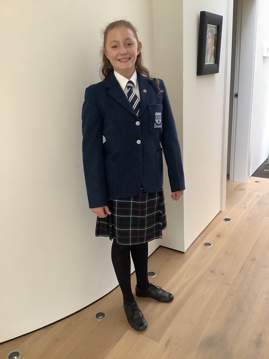 Clare Laybourn tweet media