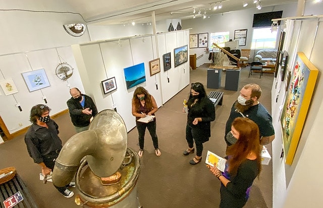 WyCreativeArts's tweet photo. The 2nd week of
In. starts today! Treat yourself to some artistic excellence this weekend, in-person at the Hallberg Center for the Arts, or online at https://t.co/ZJ2ypA2PLv
Don't forget to vote for People's Choice!
#wyomingarts #ecrac #WACAC #artslegacy #inartshow #HC4A https://t.co/PFsfBOeAi1