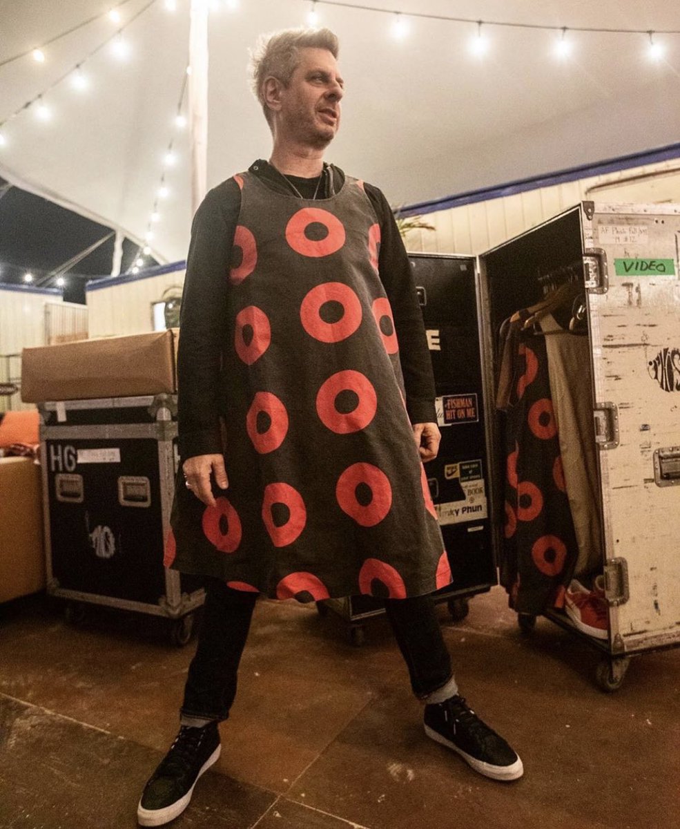 mike_gordon's tweet image. Fish joined on drums on five tracks on Noon, the new album with Leo Kottke! Join @leokottkemusic and I tonight at 9PM ET to listen to the entire record with us before it's released. 

Listening party: YouTube (bit.ly/3jcF6KU) and Facebook (bit.ly/3b6cZKH)