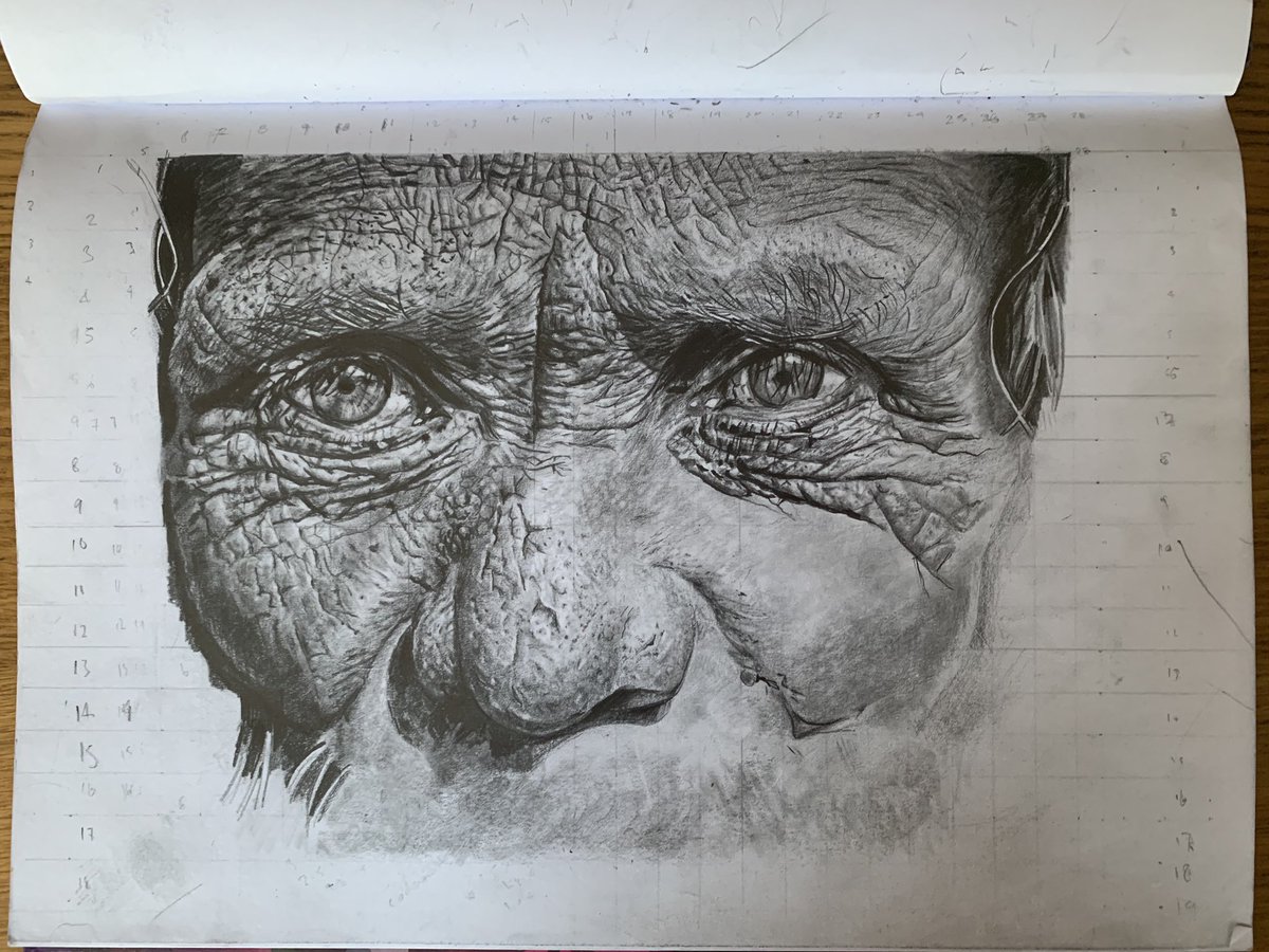 spark1ing_sugar's tweet image. Pencil sketch on a casual evening #sotalented #notminemyhusbandswork #ijustsuppliedtheequipmentandpeace