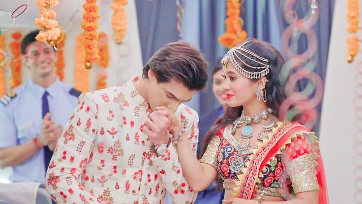 shining580's tweet photo. Hand kiss. 

#kairaHitsMagical1111 https://t.co/qI7MI1ESm0