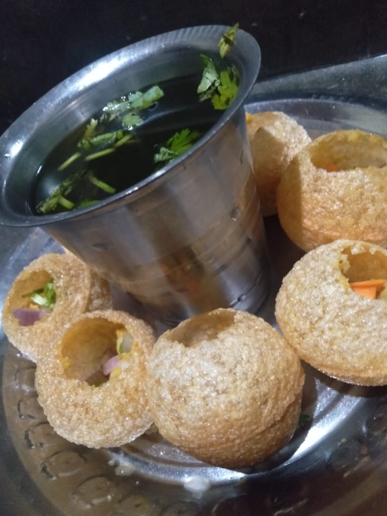 ammusuriya1320's tweet photo. Home Made... Paani Boori 😋., Preparation by Sistaz...... 😁
#Pushpavanam https://t.co/gIcsovF1qS