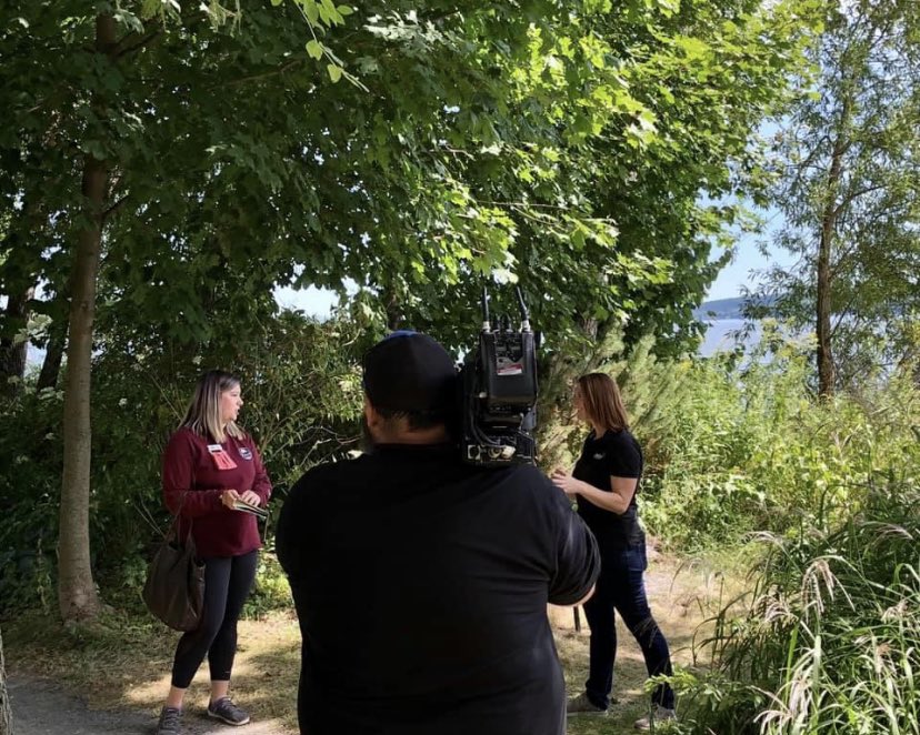 CHEX-TV filming the Escape Maze at Elmhirst’s Resort.....the segment will air today.  Even the film shoot elicited a sense of competition.... #ElmhirstPlay <a href="/CHEXNewswatch/">CHEX News on Global Peterborough</a> <a href="/perfectwknds/">Kawarthas Northumberland</a> <a href="/OntarioTravel/">Destination Ontario</a> @pktourism <a href="/ResortsOntario/">Resorts of Ontario</a> <a href="/EscapeMaze/">Escape Maze</a>