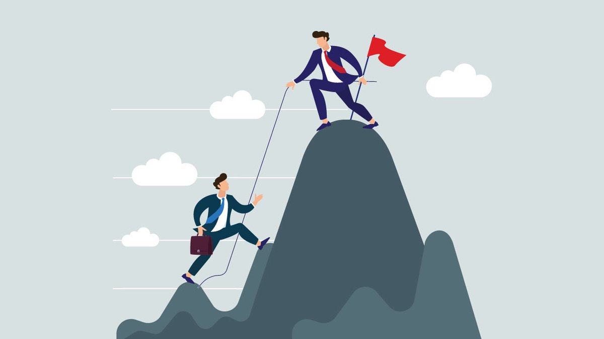 لبس بالضروره من يتقاضى راتبا أعلى هو بسبب كمية وساعات العمل ولكنه يتقاضاه لإتخاذ القرارات الصحيحة بالاوقات المناسبه مع تحمل المسؤوليات.