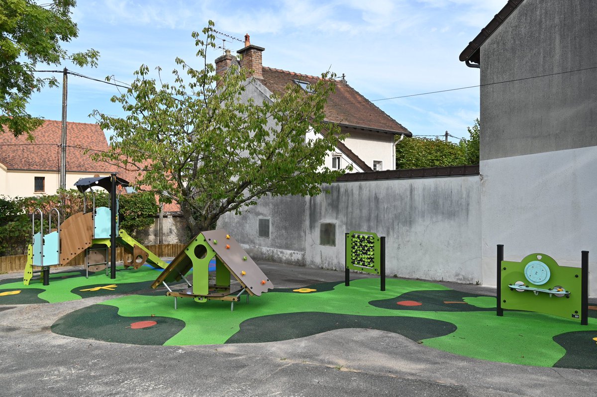 Ville De Saint Michel Sur Orge On Twitter Rentreescolaire2020 Le Maire Sophierigault Et Maria Menicacci Ferrain Mmf9901 Adjointe Petite Enfance Et Enfance En Deplacement Ce Matin Dans Les Ecoles De Villesmso91 Pour Constater Les Travaux Realises