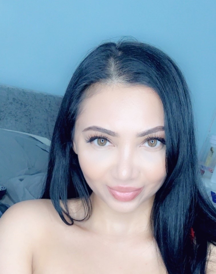 Lisa78Off's tweet image. Je suis nouvelle sur Twitter 👉👈