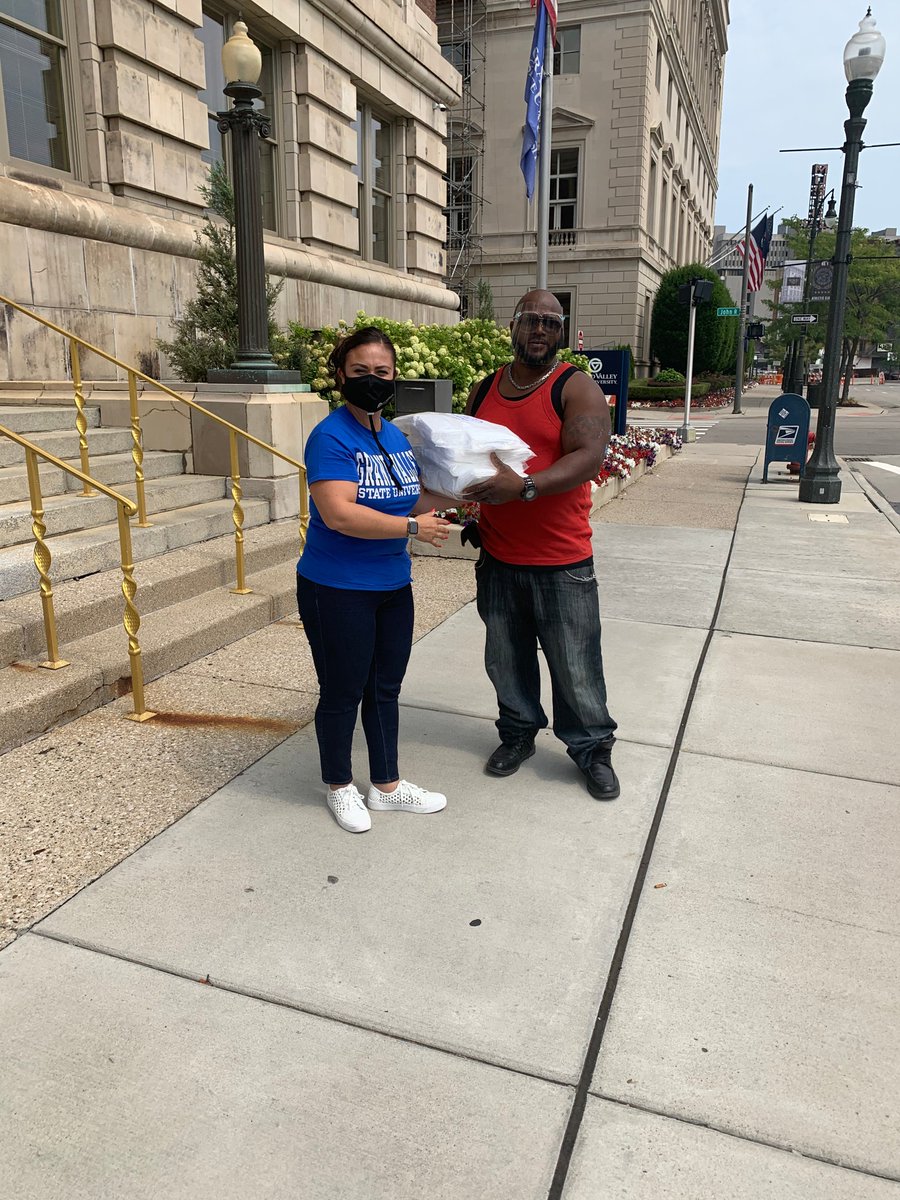 GVSUCSO's tweet photo. Thanks to a generous donation from @Ford, we were able to distribute more than 5,000 masks to our #Detroit K-12 partners this month. Those masks will go directly to schools and early education centers so students, families and staff can use them as they head back to school! 👏😷 https://t.co/4WBOgDNmra