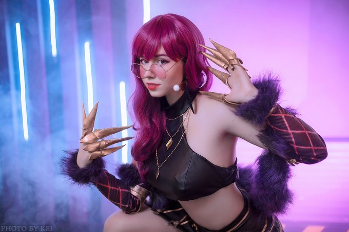 Just remind you about my K/Da Evelynn cosplay 👾 &mdash;&mdash;&mdash;&mdash;&mdash;&mdash;&mdash;&mdash;&mdash;&mdash;&mdash;&mdash;&mdash; Do you like the new LOL Girls skins? I<a href="/tag/lol"class="tags"><span>#lol</span></a><a href="/tag/cosplay"class="tags"><span>#cosplay</span></a><a href="/tag/leagueoflegends"class="tags"><span>#leagueoflegends</span></a><a href="/tag/kda"class="tags"><span>#kda</span></a><a href="/tag/kdaevelynn"class="tags"><span>#kdaevelynn</span></a>