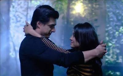 cribblesxphile's tweet photo. " Will you Marry Me......
 
 Normal Love Story  Normal Logo ki hoti hai Mendako ki nahi " 

Naira proposes Kartik for marriage 

#KairaHitsMagical1111 https://t.co/cGJiap4qZ4