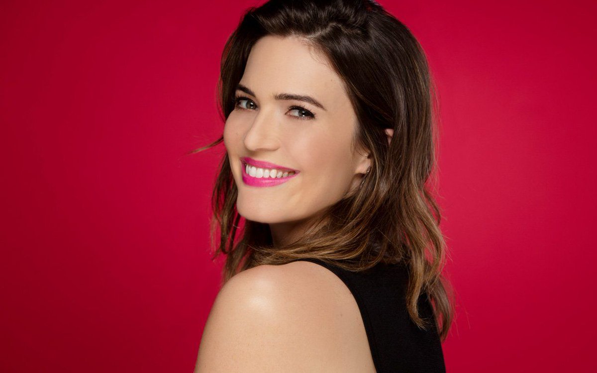 Avery_Books's tweet photo. What is @TheMandyMoore reading right now?
#XXBrain by @dr_mosconi. "I’m buying this for every woman I love in my life.”
More on @ParadeMagazine here: https://t.co/SGpQu1I4HE https://t.co/mBJ0d5cR6l
