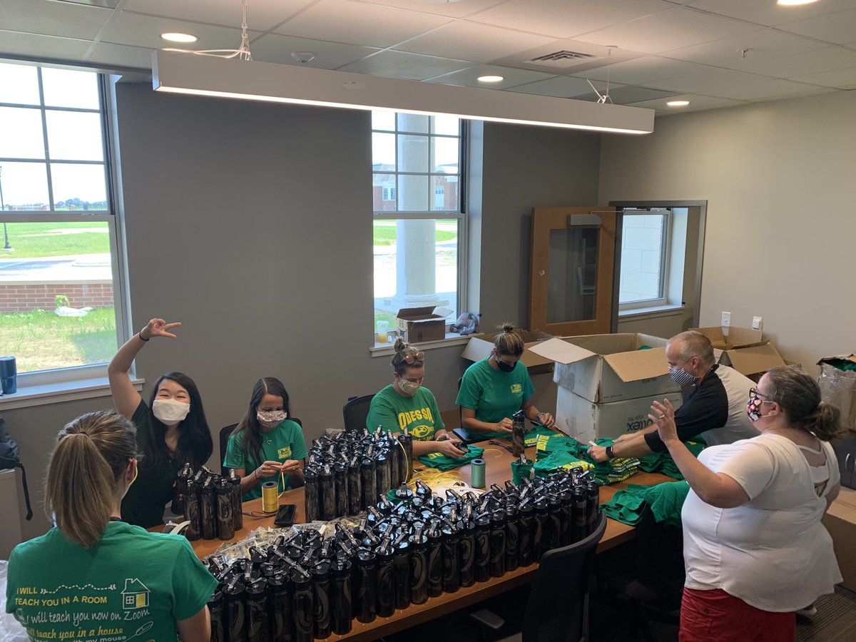 BrantPerry25's tweet photo. Culture team getting ‘Quack Packs’ ready for our Ducks!! https://t.co/DqAc7F4p1r
