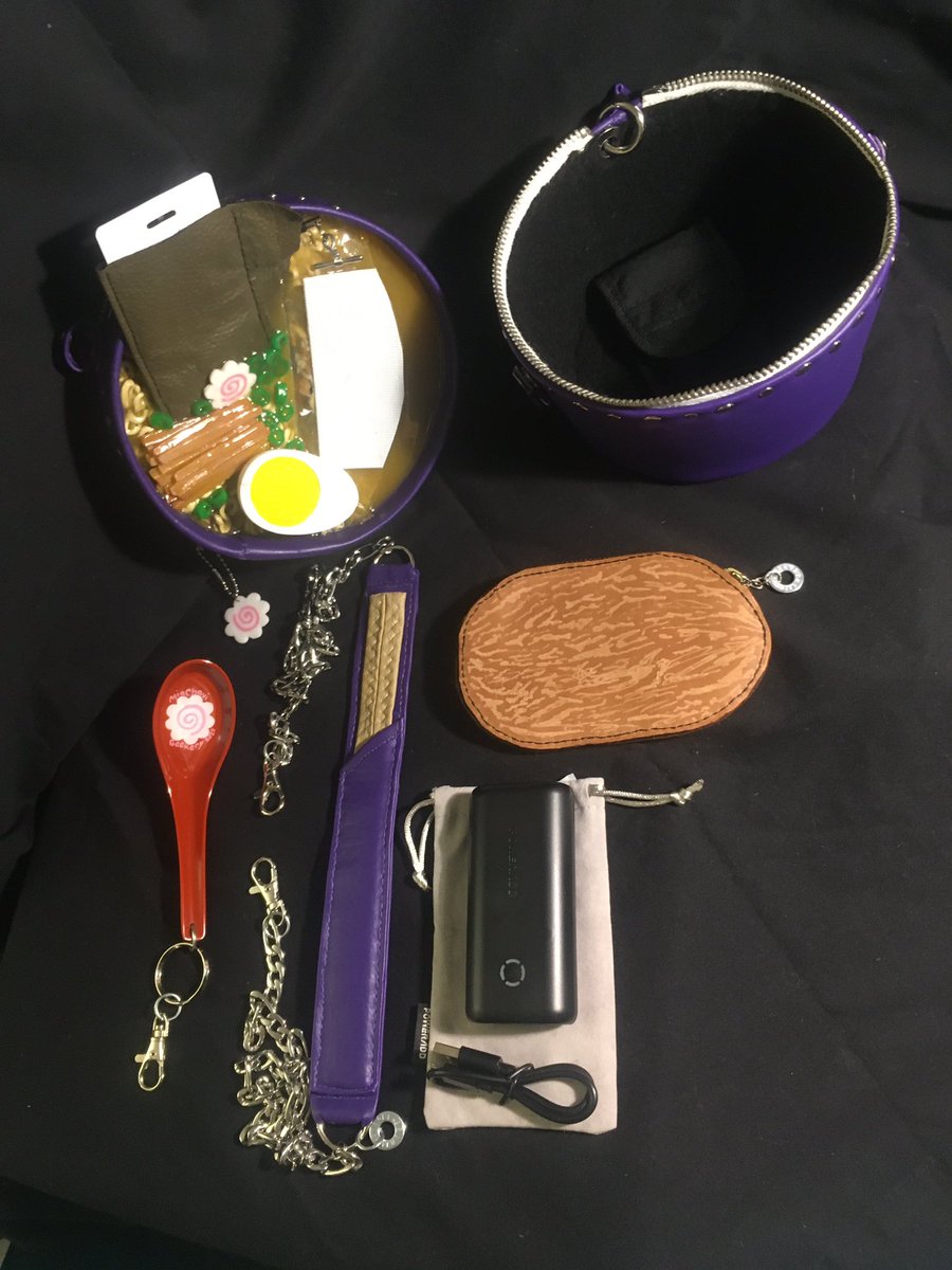 MiaChavi's tweet photo. Purple Ramen Purse, by MiaChavi Geekery. 2020 #MiaChaviGeekery #ramen #UniqueGifts #MiaChavi #purple #ONEOFAKIND #uniquepurse #handmade #handmadefashion #ramenpurse https://t.co/10CwpeWWts