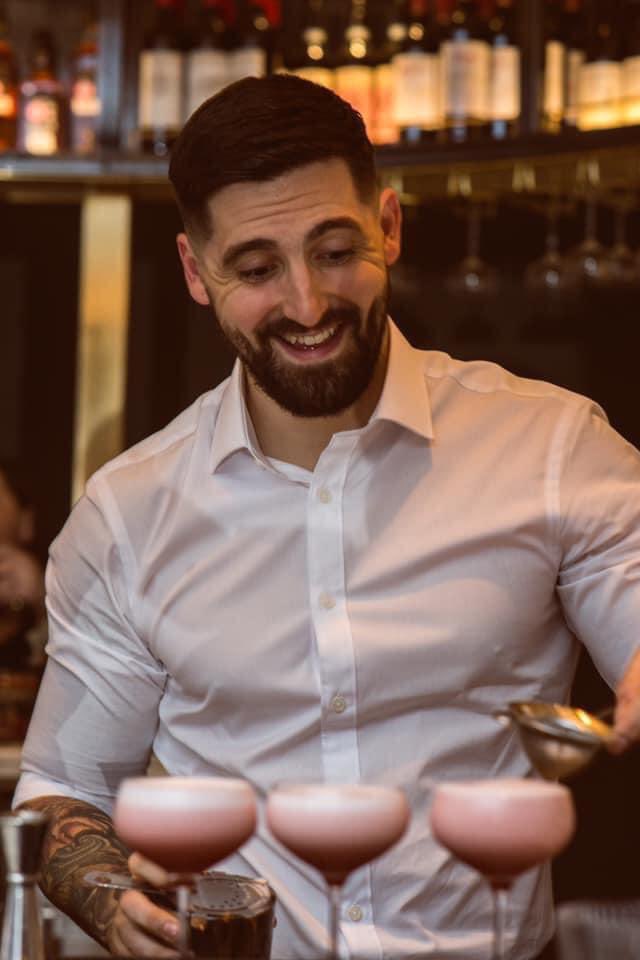 Our Cocktail Masterclasses are back! ✨

Let us show you how to shake, mix &amp; muddle your favourite Le Monde cocktails! 

Click the link for more information on our classes: bit.ly/3b31Z0P

#cocktailmasterclass #5oclocksomewhere #lemondehotel