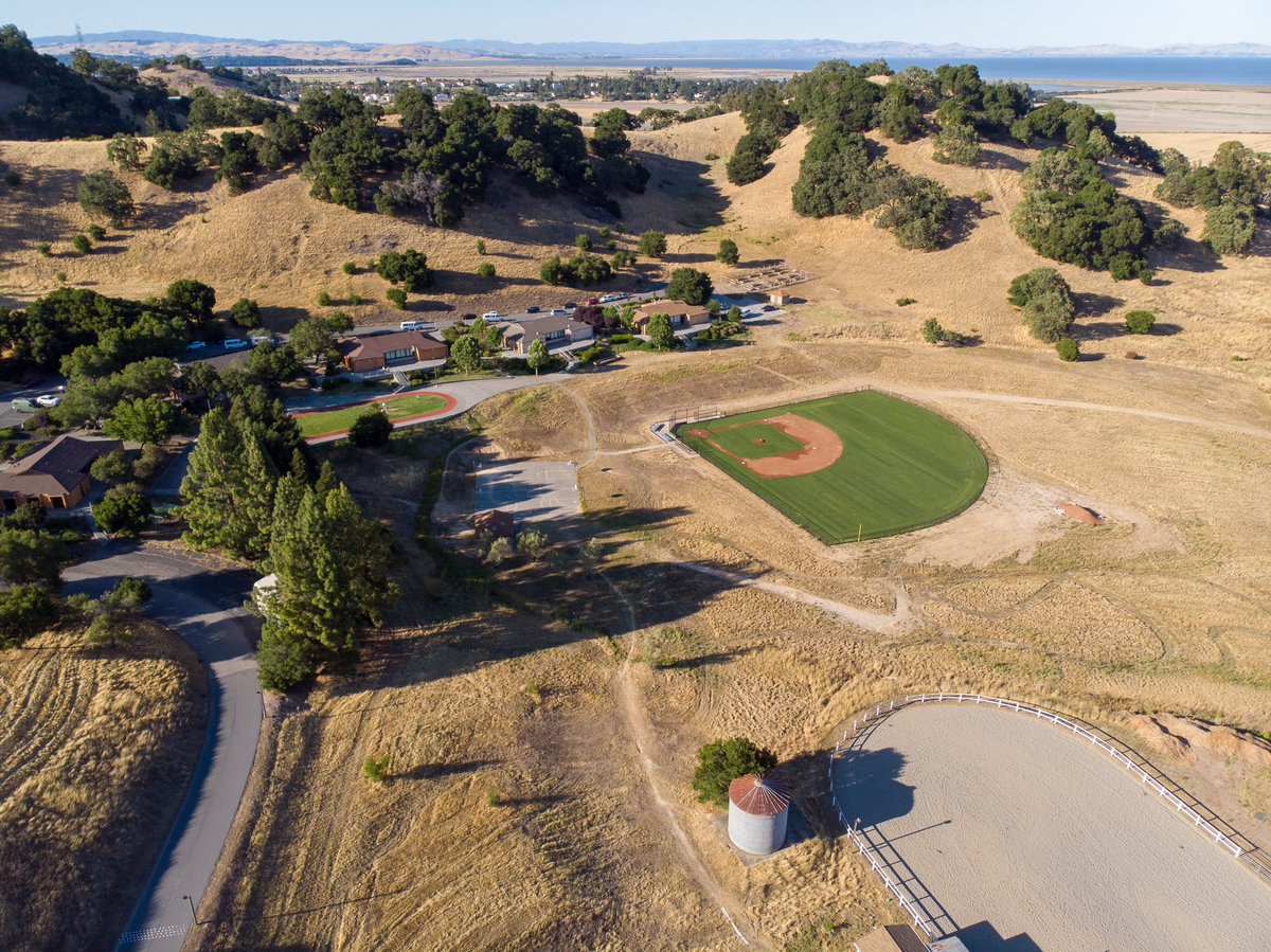 BothmanConstru1's tweet photo. Making a difference at St. Vincent’s School for Boys. Built a baseball field with partners #GoodTidings, #CCSabathias #Pitchh, #ImperialSprinklerSupply, #ShamrockMaterials, #Hertz, #Ghilotti, #CalcoFence, #WestCoastTurf. #StVincents, #RobertABothmanConstruction #AthleticFields https://t.co/GE5yAlAwMa