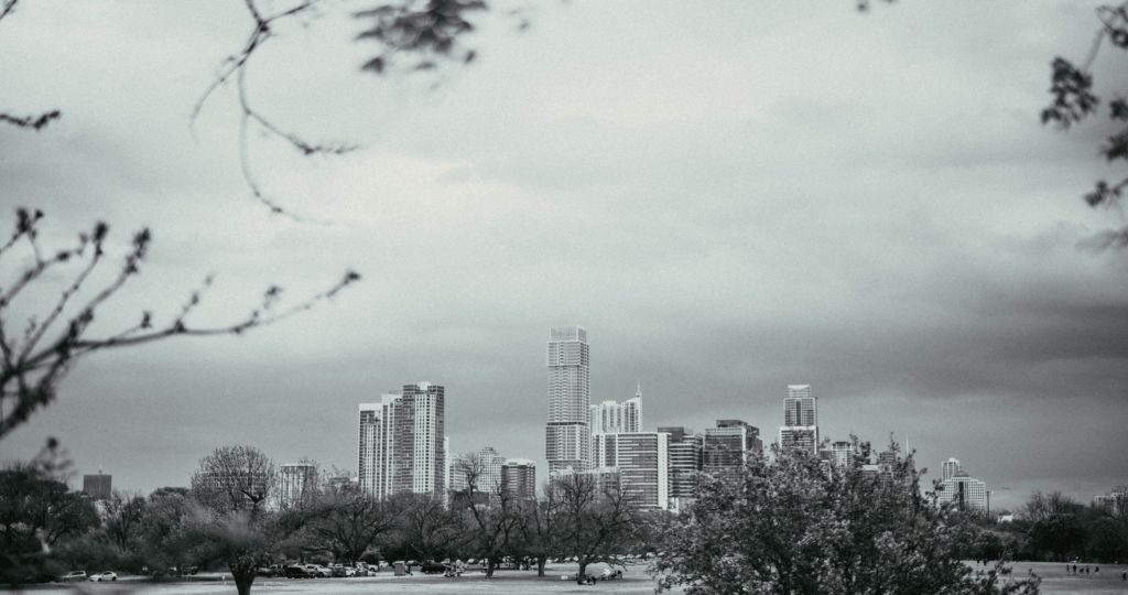 Are Austin Officials Playing Questionable Number Games to Keep the City Shut Down? dlvr.it/RfTKcH