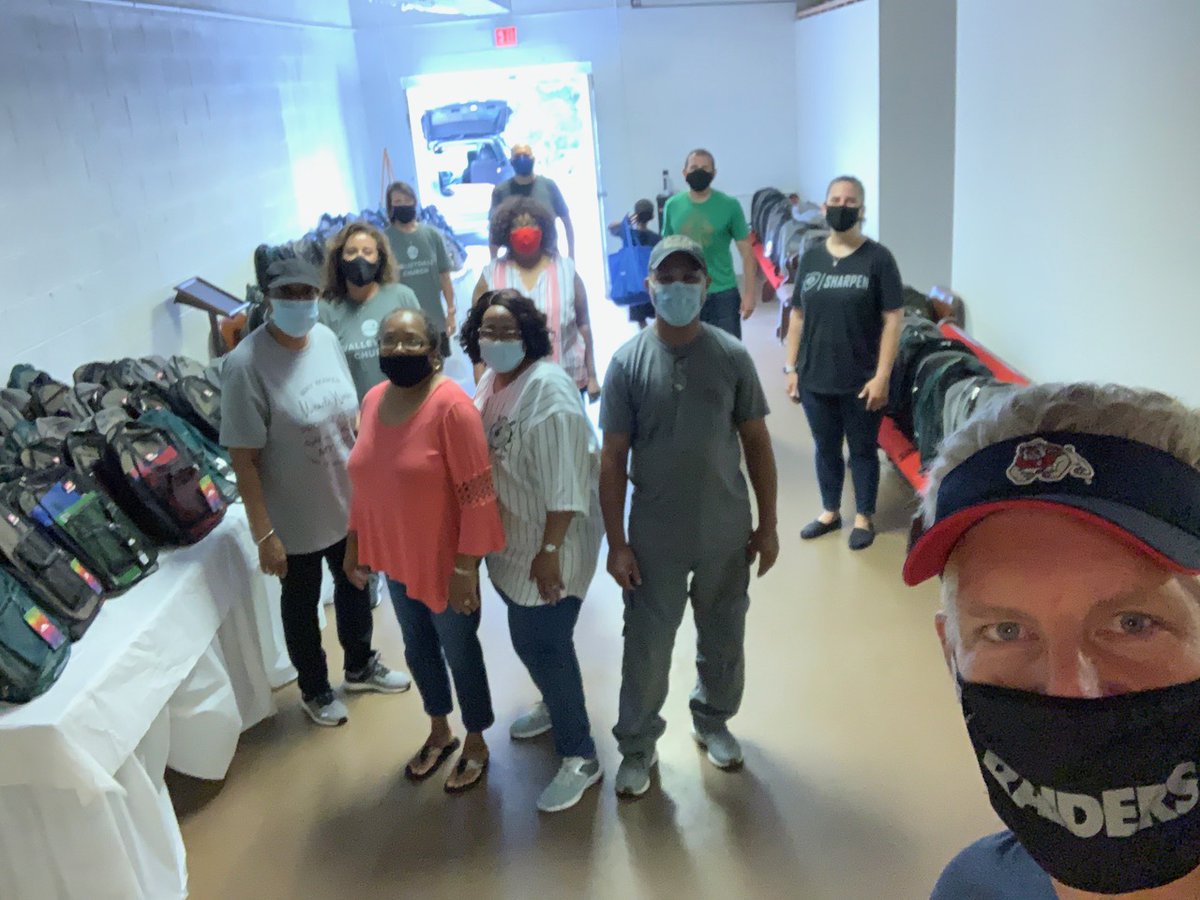 ValleydaleSBC's tweet photo. Valleydale has been collecting school supplies for our local schools and because of your generosity, we were able to pack 336 backpacks full of school supplies and deliver them to schools in our community & the Mount Hillard Baptist Church community.
.
#generositywithjoy https://t.co/svz5jiycea