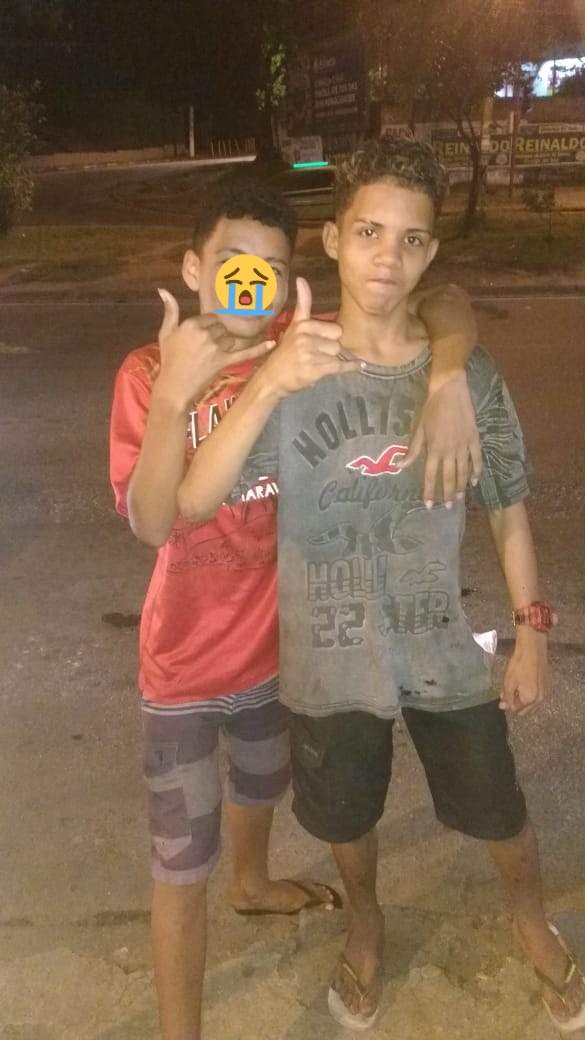 As Lembranças ficam não tem como volta na quelé momento na quelé lugar mais que Deus guarde cadê estrela mais e mais 🤧😭😭🥺