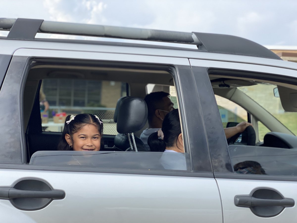 First ever drive-thru open house @whittierwire was so much fun!  School pictures, meeting all the teachers, backpacks for all, (melty) popsicles, car-family photos, and dinner for the whole family! <a href="/ChickfilA/">Chick-fil-A, Inc.</a> <a href="/RiverGlenChurch/">RiverGlen</a> <a href="/waukeshalibrary/">Waukesha Public Library</a> Thank you! #lovewaukesha #community