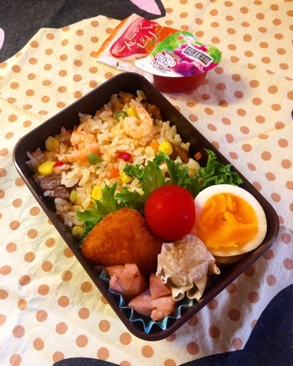 Calpa 本日の長女弁当 冷凍ご飯ストックを使いきってしまったので冷凍エビピラフ いつもお世話になっております 白身魚タルタルフライ 茹で卵 ウィンナー 焼売 トマトと お弁当 Calpa 本日の長女弁当 冷凍ご飯ストックを使いきってしまったので冷凍エビピラフ いつもお世話になっております 白身魚タルタルフライ 茹で卵 ウィンナー 焼売 トマトと お弁当