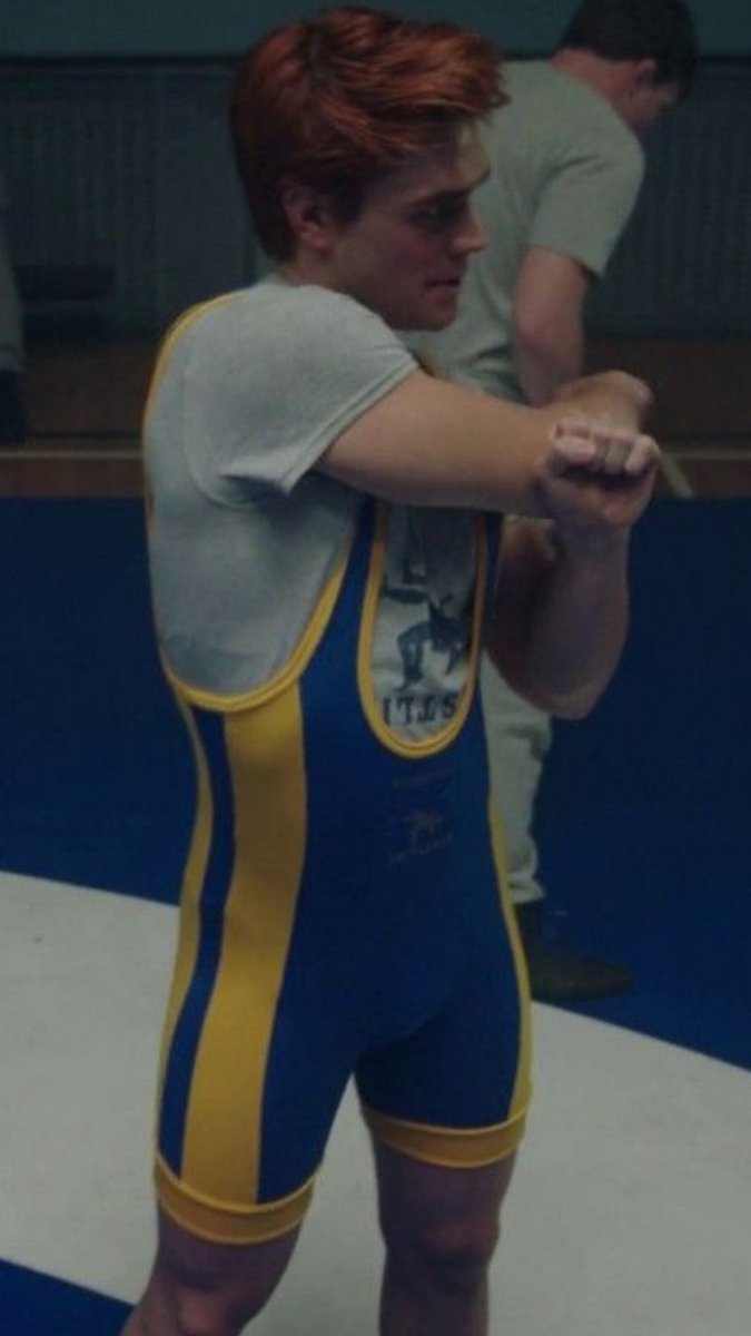 Famous Bulges on Twitter "KJ Apa bulge…