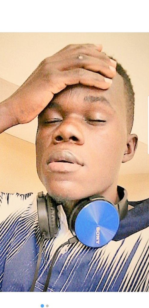 stevo1997's tweet photo. @itslaycon ME Thinking about what i can do to make laycon win this #BBNaiga season 5 about from voting and praying for him all the time https://t.co/R5zGDxvD8a
