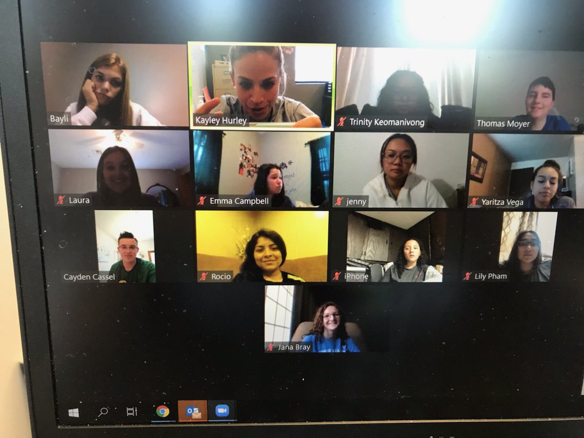 SHSSLinkCrew's tweet photo. South High Link Leaders are ready for ONLINE freshmen orientation tomorrow, Friday Aug.28 at 10 AM. Freshmen can access via Google Classroom! #ItsagreatdaytobeaCougar  #SouthHighProud #Why305 @SouthCougars @BoomerangPrjct @SChrismanSHS1 #GoGreenStayGold https://t.co/YTVZhM33Ex