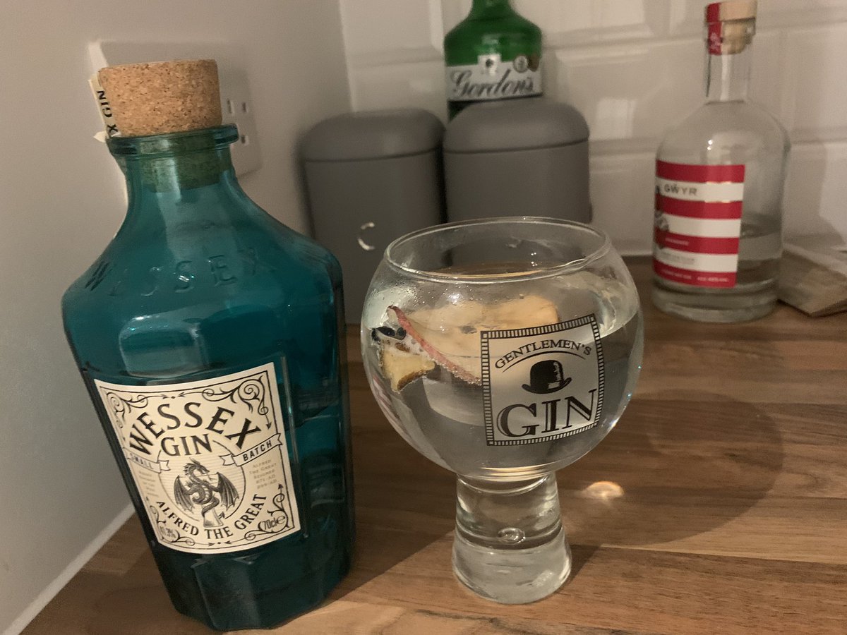 And to finish off the night a smooth and cleansing double G&T from  @WessexGin 