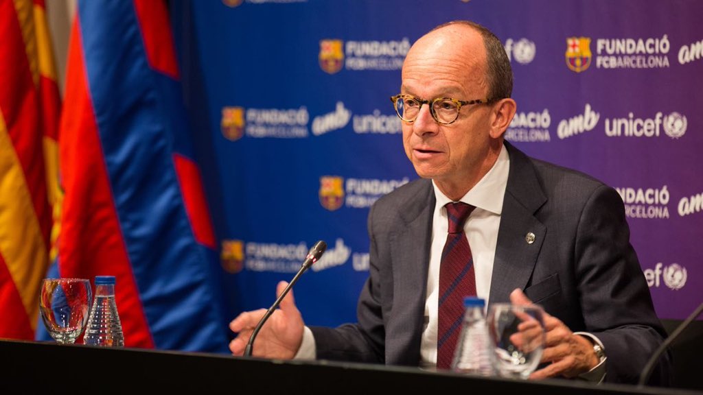BarcaFRNews's tweet photo. 🔴🚨 Si #Bartomeu finit par quitter la présidence du Barça pour assurer la continuité de Leo #Messi, Jordi #Cardoner prendra ses fonctions jusqu'aux élections. Cependant, en aucun cas il ne se présenterait comme candidat aux élections.
(@FCBRAC1) https://t.co/5l3D1uicDM
