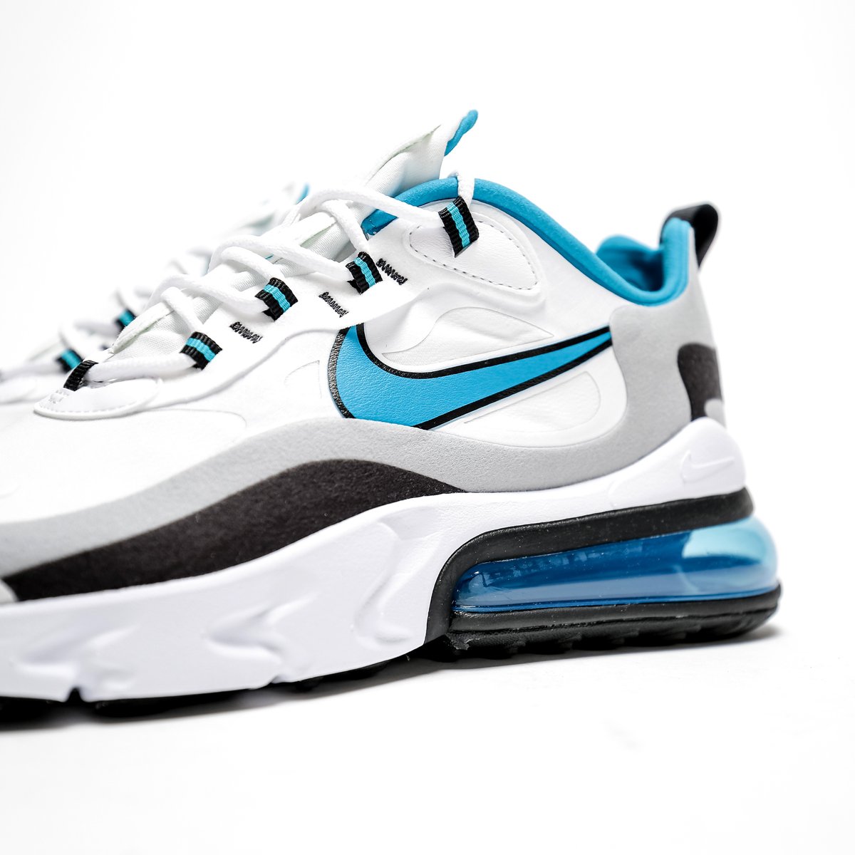 Bait The Nike Air Max 270 React In White Laser Blue Wolf Grey Black Has Arrived At T Co P8a5oru4ta Bait The Nike Air Max 270 React In White Laser Blue Wolf Grey Black Has Arrived At T Co P8a5oru4ta