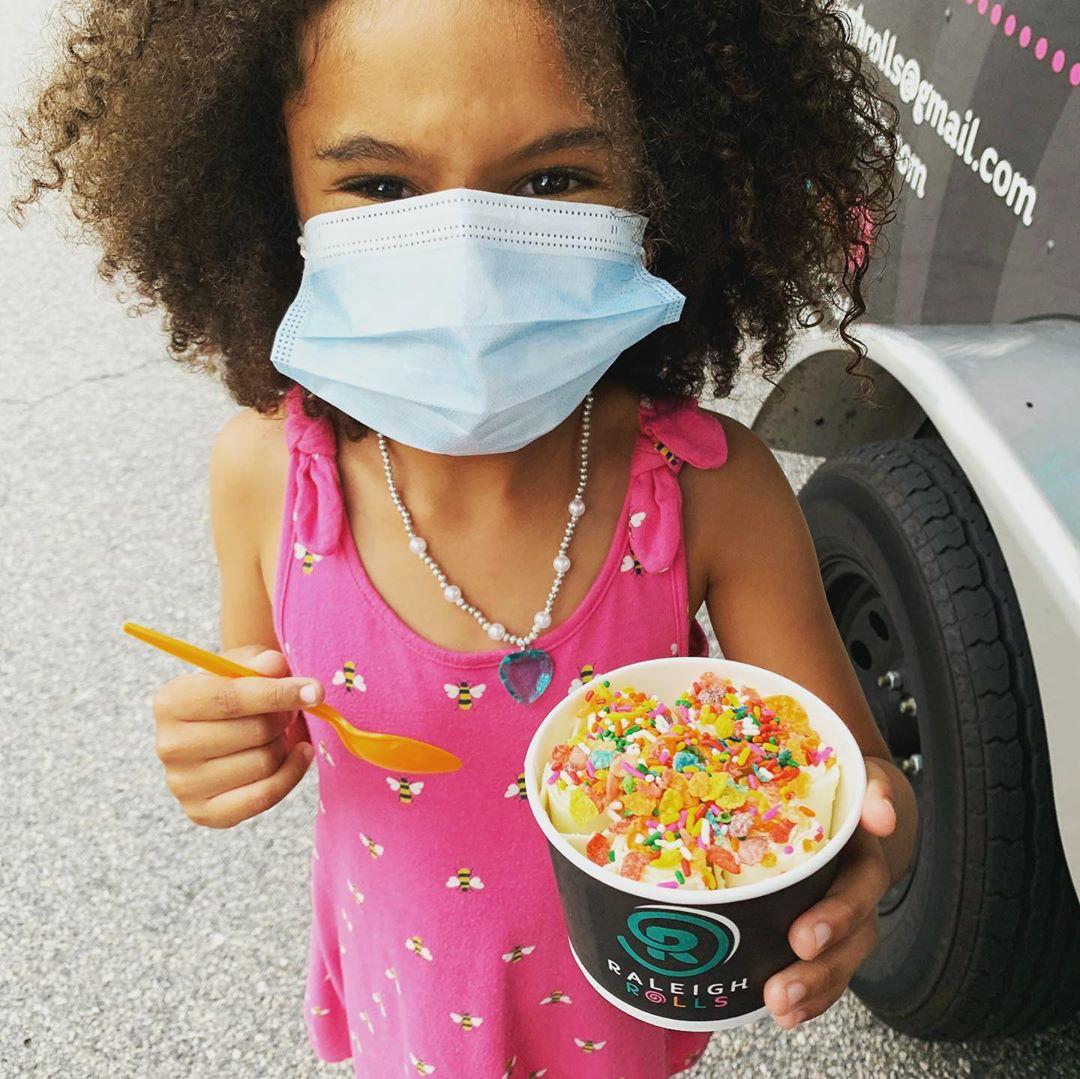 RaleighRolls's tweet photo. Who wants a cup of #RaleighRolls? 😍 #RollsOnWheels will be at 13100 Falls of Neuse Road in #RaleighNC until 8pm tonight!
#RaleighFoodies #RaleighRolls #IceCreamTruck https://t.co/5FFSRK39Wf