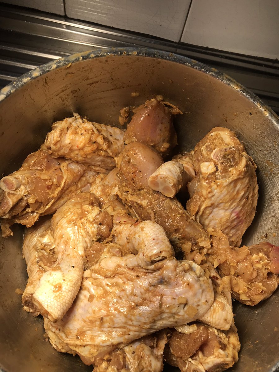 Adasplate's tweet image. Oya I’m adding the grills!
3pcs of Turkey s/s N1300
3pcs of Turkey b/s N3000
3pcs of Drumstick  N1100
#NIGHTMARKETWITHDAMMYB