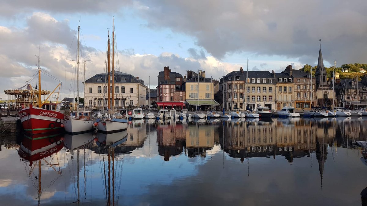 ferranfonseca's tweet photo. Normandia (Honfleur) https://t.co/Uo7Hmj8ZX0