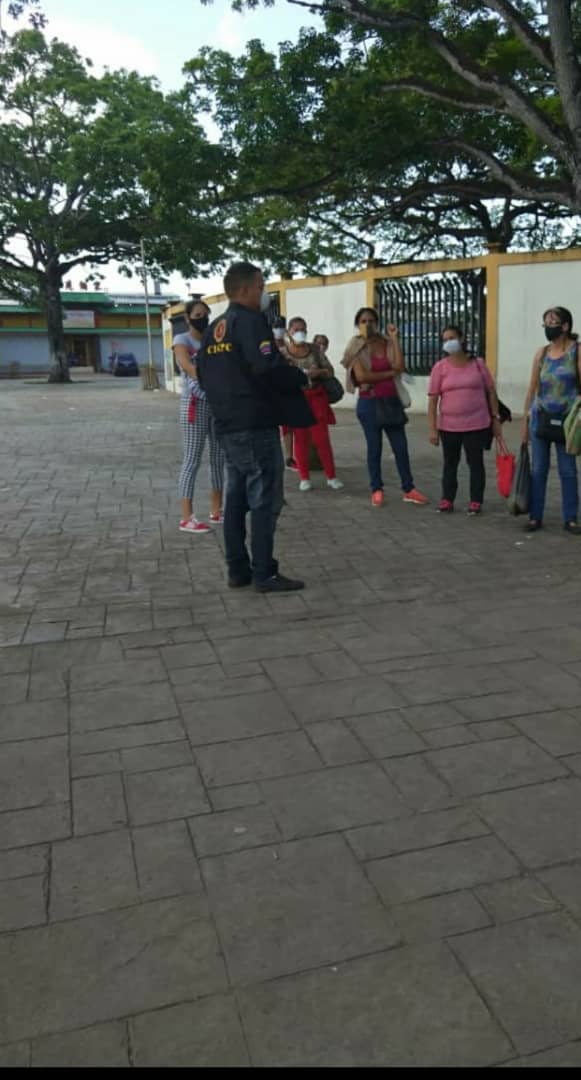 Quitale la Corona al virus y coronate con la prevención.-