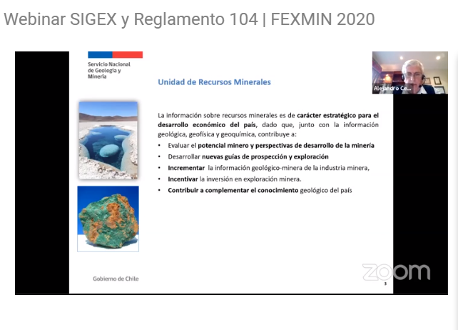 sernageomincl's tweet photo. FEXMIN! Alejandro Cecioni, Sub. Nacional de #Geología de @Sernageomin valoró este tipo de encuentros "debido a que permite mostrar la plataforma #SIGEX, herramienta fundamental, que integra toda la información geológica que se ha recabado durante los últimos años". https://t.co/e4dSeeqULc