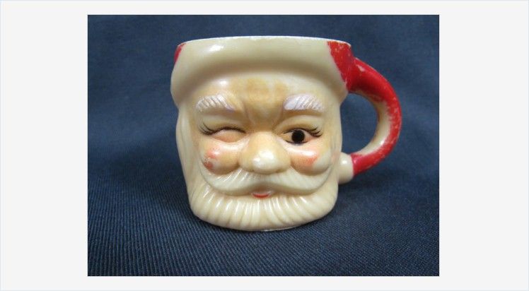 EtagereAntiques's tweet photo. Winking Santa Mug Vintage Small Plastic Child Size Mug Hong Kong TS #vintage #Santa #Santamug #WinkingSanta #Christmas #holiday #Collectible #childsizemug https://t.co/ExD0ogYjIy https://t.co/YfEbyOEfce