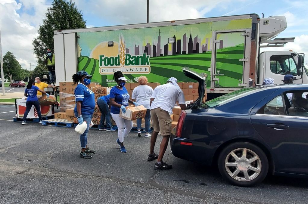 DelawarePrevent's tweet photo. On August 14, the DSAMH mobile teamed up with FoodBank Delaware, Middletown Police Department and DPP to create a Mobile Wellness event in Southern New Castle County. Thank you to all those that participated! https://t.co/YtDCN6qEZ6